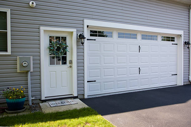24/7 Emergency Garage Door Panel Replacement experts in Johnston, SC
